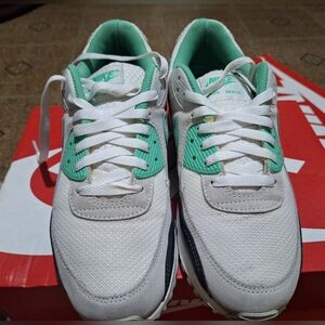 Nike Air Max White and Green Sneakers